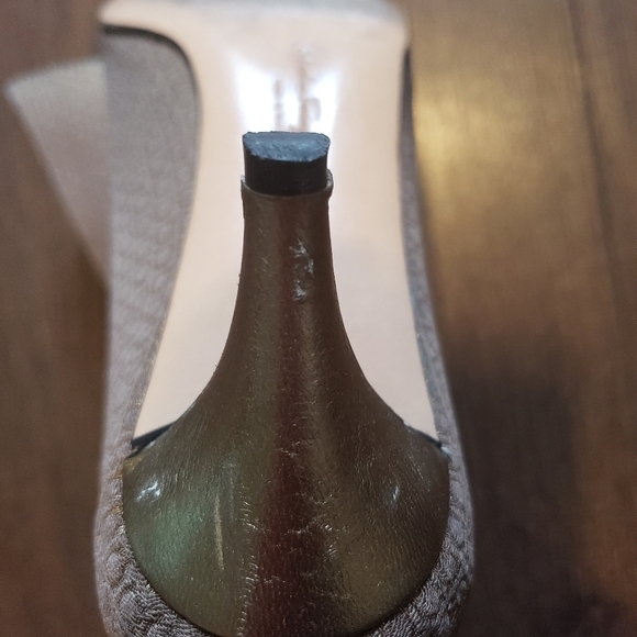 Vintage Salvatore Ferragamo Florence Shoes - Picture 10 of 12